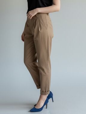 Nicole Bridger Vancouver Tencel Classic High-Waist Tapered Pants In Brown